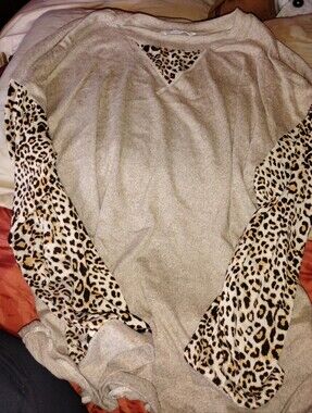 PatPat Beige Knit Crewneck Sweater with cheetah print